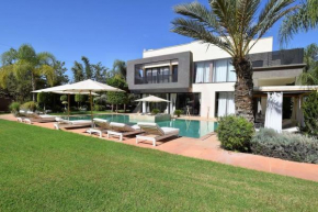 DAR IMEN, villa LUXE, piscine, hammam.